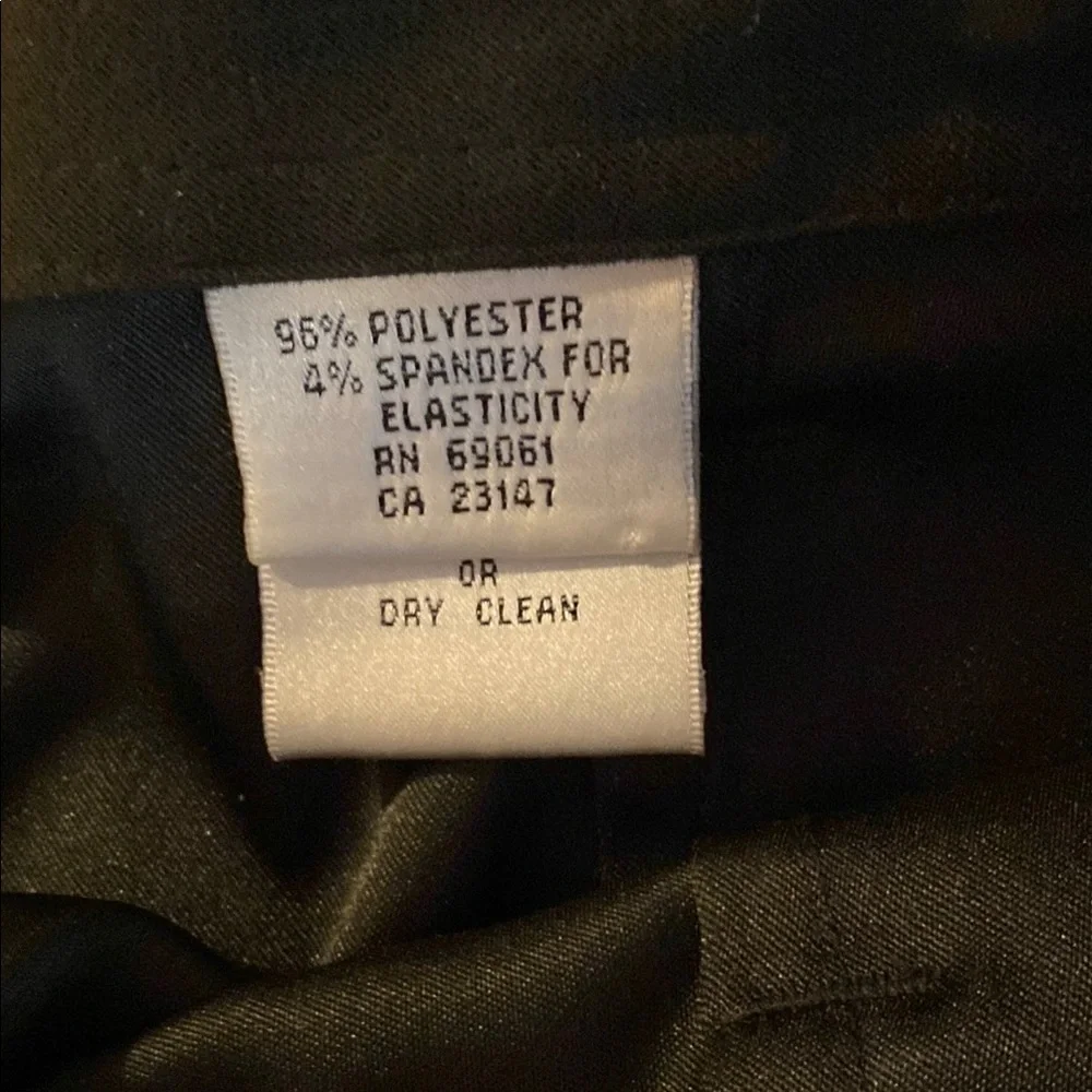 Women’s Talbots Dark Olive Green Skirt, size 8. - Picture 4 of 6